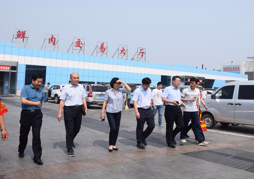 城阳区人大常委会主任徐涛莅临城阳批发市场视察指导上合青岛峰会安保